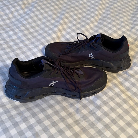 On Cloud Men’s Running Shoe - Picture 3 of 5